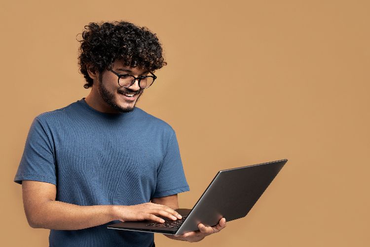 Warganya Terkenal Banyak yang Mahir Coding, Negara Ini Jadi Pencetak Programmer Kelas Dunia, Ini Faktanya!