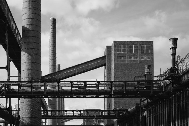 Oei Tiong Ham Concern, Perusahaan Gula Dunia asal Semarang Jawa tengah Bangkrut dalam Semalam, Korban Politik?