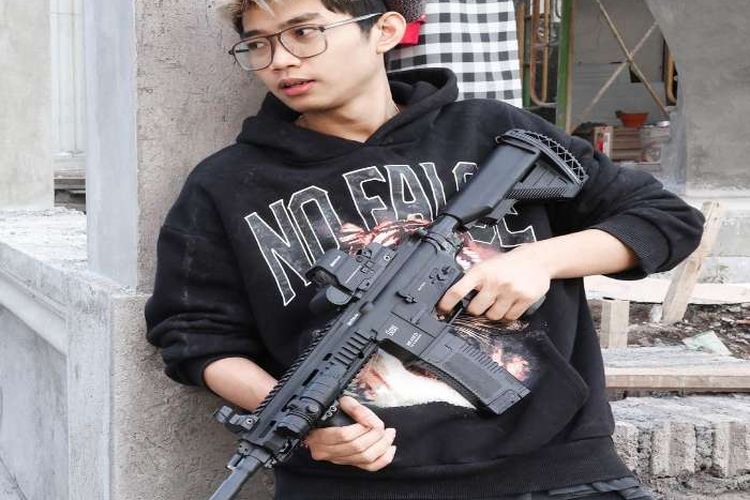 Hasilkan Rp19 Miliar Setiap Bulan, Yuk Kenalan Sama Frost Diamond Youtuber Nomer 1 di Indonesia Saat Ini