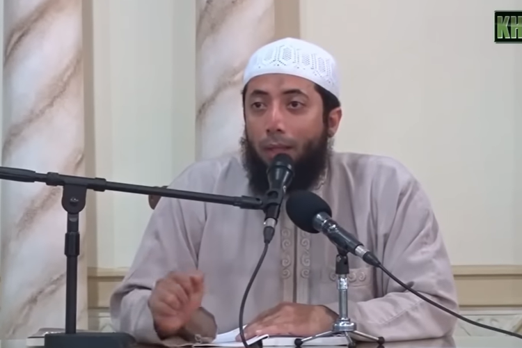 Dosa yang Sering Kita Lakukan Setiap Hari Menurut Ustadz Khalid Basalamah: Tanpa Disadari dan Selalu Mengalir