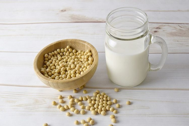 Tak Mau Kalah dari Susu Sapi, Inilah Manfaat Susu Kedelai Bagi Anak, dr Saddam Ismail: Pastikan Murni!