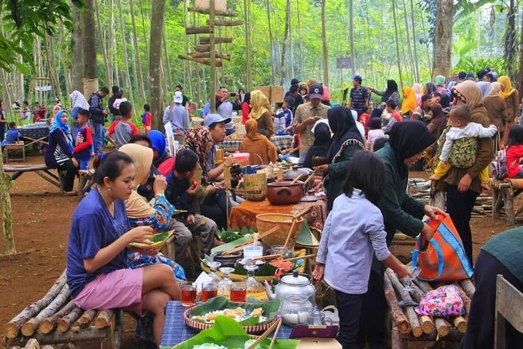 1,5 Jam dari Medan, Pasar Tradisional di Deli Serdang Ini Punya Mata Uang Sendiri, Rupiah Tidak Berlaku?