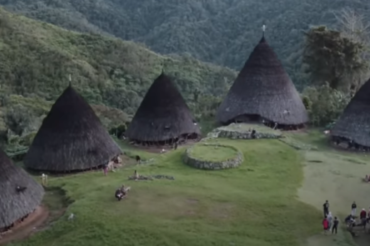 Berada di Ketinggian 1.200 Mdpl, Kampung Unik di Manggarai NTT Ini Hanya Dihuni 44 Kepala Keluarga