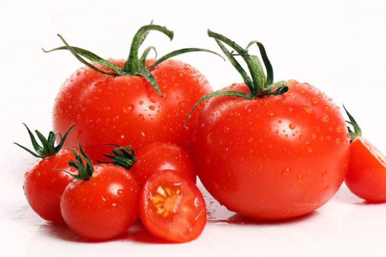 Tomat Bahan Dapur Ajaib! Ternyata Ampuh Bikin Kulit Glowing dan Awet Muda, Begini Manfaat hingga Kandungannya