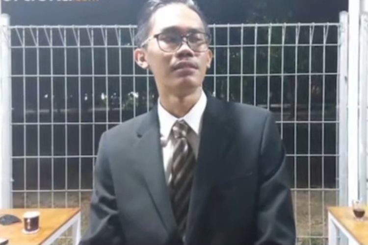 Jawaban Mahasiswa UNS Ditanya Kapan Ajukan Gugatan Batas Usia Capres-Cawapres ke MK Dicap Dlongap-Dlongop