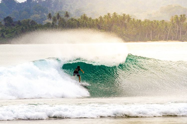 Kepulauan Mentawai Sumatera Barat Jadi Titik Surfing Terbaik di Dunia, Raih Penghargaan dari UNESCO Sebagai…