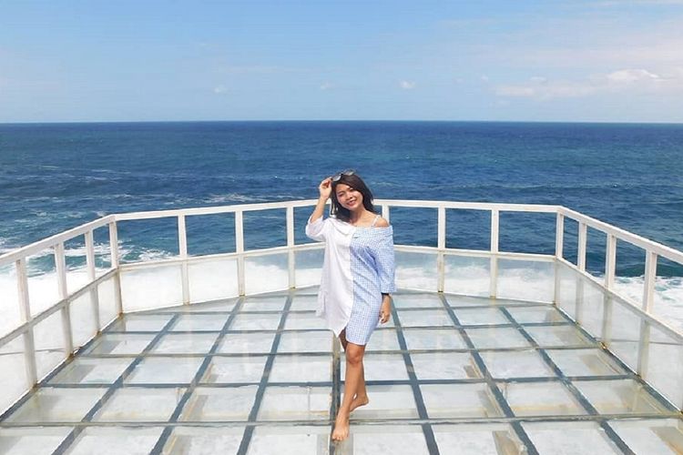 Gunakan Jenis Tempered Glass, Gunung Kidul Ternyata Miliki Jembatan Kaca Setebal 12 MM, Amankah?