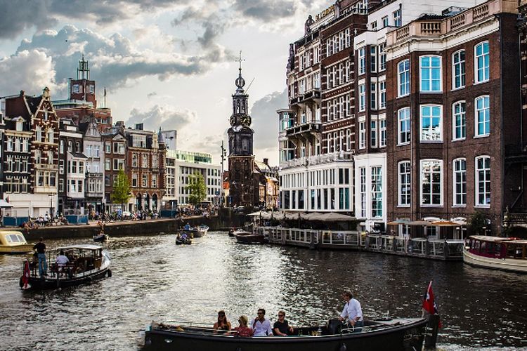 Disulap Belanda Jadi Kota Air, Daerah di Kalimantan Timur Ini Disebut Mirip Amsterdam! Bukan Balikpapan, Tapi?