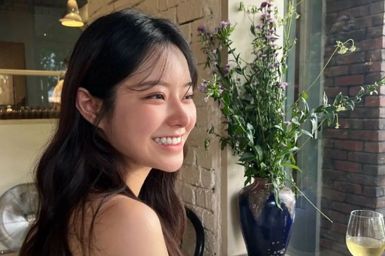 Terungkap! Keena FIFTY FIFTY Ungkap Kelicikan Ahn Sung Il ke Dispatch, Tanda Tangannya Sampai Dipalsukan