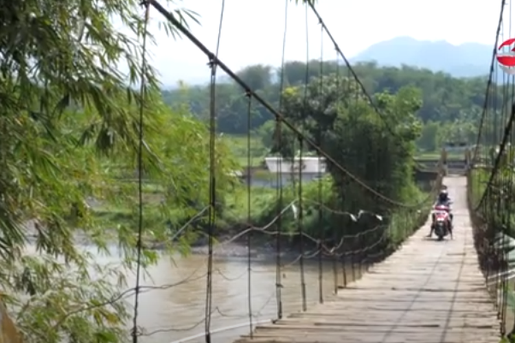 Dijuluki Indiana Jonesnya Magelang, Jembatan Gantung Reyot di Jawa Tengah Ini Bikin Ngilu, Kapan Diperbaiki?