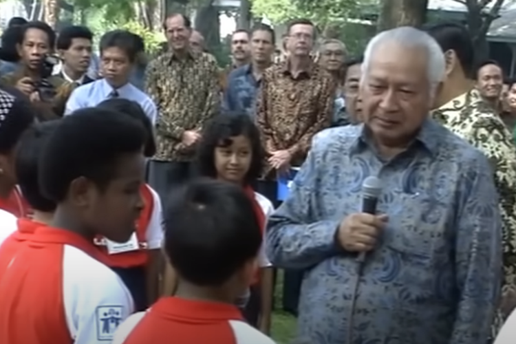Peduli Penyandang Disabilitas, Soeharto di tahun 1994: Orang Cacat Bisa Jadi Dokter, Kenapa Tidak?