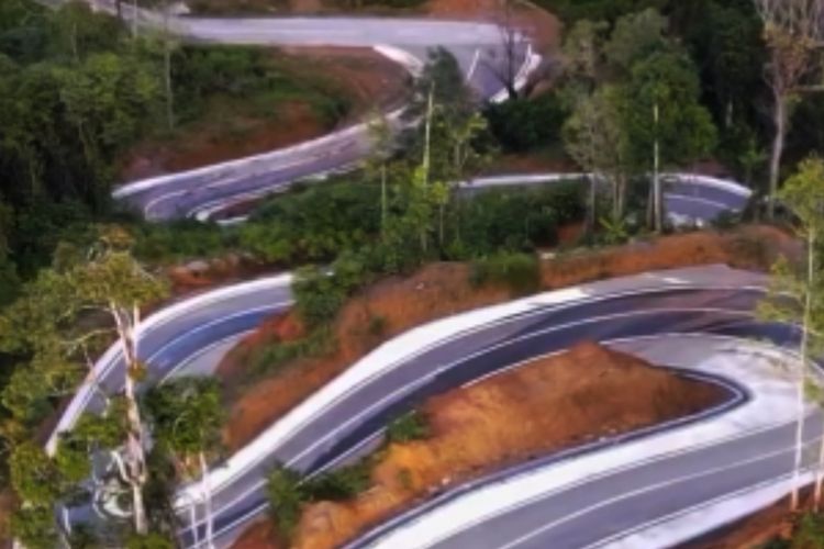 6 Jalan Terekstrim di Jawa Timur, Tanjakan Sikut Bromo Jadi Tanjakan Terviral Bak Sitinjau Laut di Sumatra?