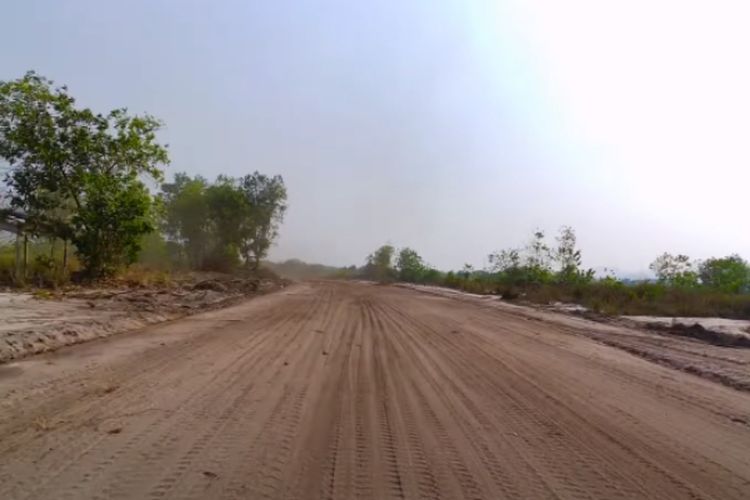 Dananya Rp740 Miliar, Jalan Bandara Singkawang Kalimantan Barat Ini Babat Lahan Hibah 1,6 Hektare, Progresnya?