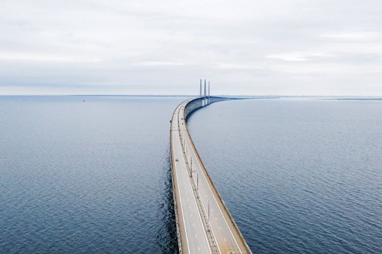 Pertama di Indonesia, Jawa Tengah Punya Tol Tanggul Laut di Semarang – Demak, Dibangun di Atas Daratan Lenyap?