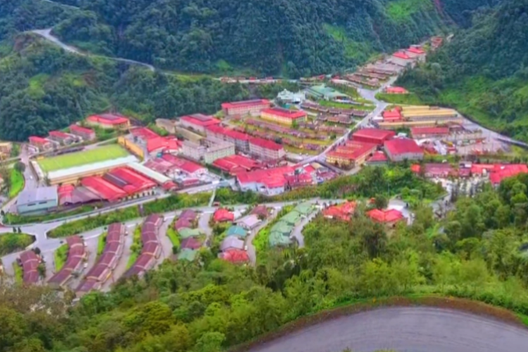 Dibangun Sejak 1972, Kota Eksklusif Setinggi 2000 Mdpl di Papua Ini Sediakan Fasilitas Lengkap, Plaza hingga..