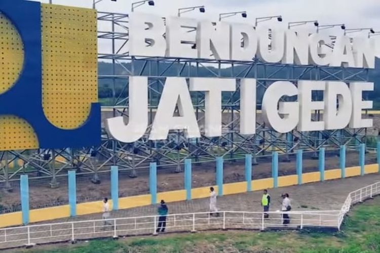 Mengulik Sejarah Waduk Jatigede di Sumedang yang Kini Sedang Surut, Ternyata Dulunya Desa…