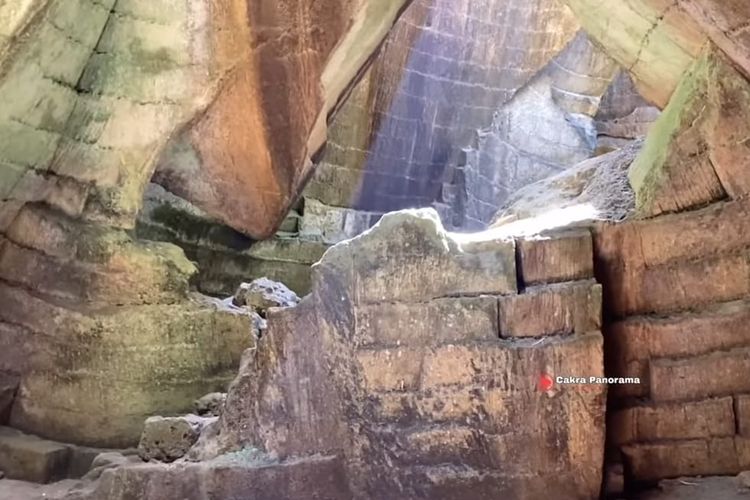 Diduga Peninggalan Kerajaan Majapahit, Warga Tuban Temukan Istana Terpendam dalam Goa Suci Umur Ratusan Tahun