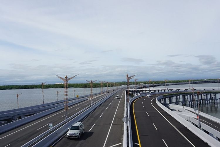 Terpanjang di Dunia! Jalan Tol di Bali Ini Mengapung di Atas Ombak Laut, Full Karya Anak Bangsa