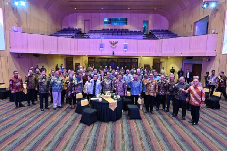 Akan Jadi Terminal Kelas Dunia, Menhub Beri Dukungan Kolaborasi dalam Pembangunan Terminal Petikemas di Jatim