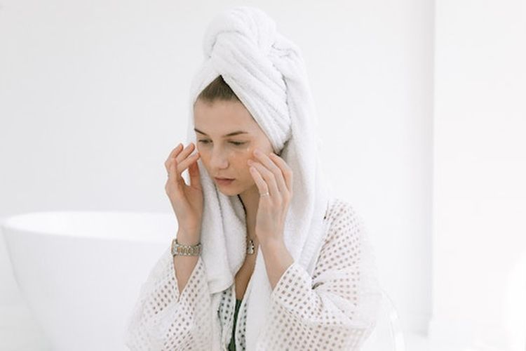 Dapatkan Kulit Cerah Bersinar, Kawula Muda Ikuti Tips dr Saddam Ismail: Bersih dan Glowing Cukup Lakukan Ini