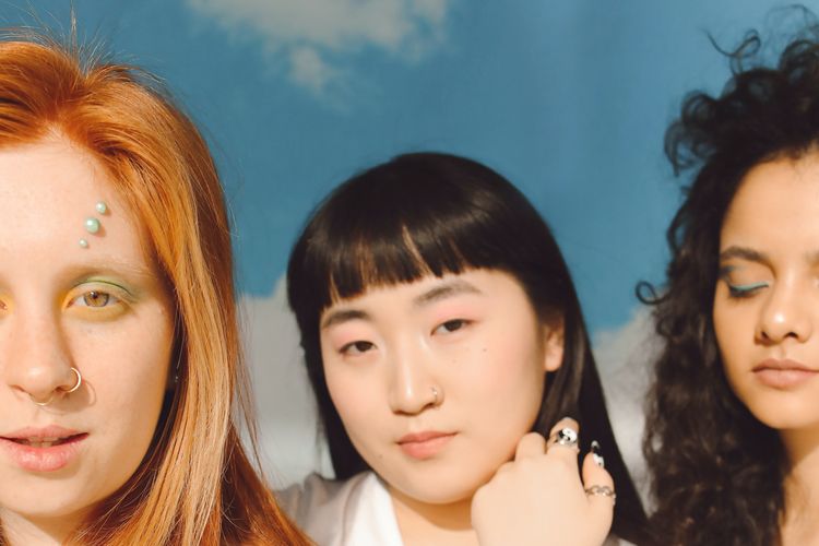 Bikin Geleng Kepala! Inilah 5 Pengeluaran Gen Z yang Jadi Kebiasaan Nyeleneh, Berbeda dari Anak Jadul!