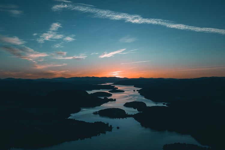 Mengaliri 2 Provinsi Jawa Sekaligus, Fakta Bengawan Solo Punya Jejak Purba Sampai Pernah Menjadi Water Landing