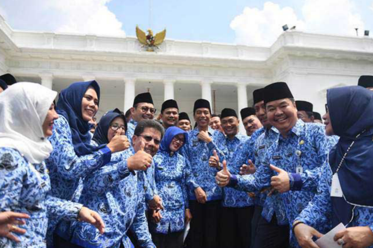 Gaji Resmi Naik! PNS Lulusan S1 hingga S3 Dapat Penghasilan Segini dari Menteri Keuangan, Terendah Rp2,7 Juta, Tertinggi Berapa?