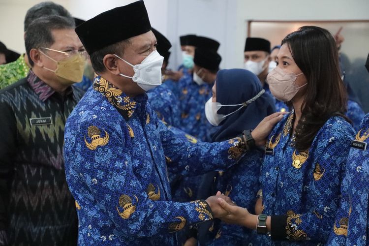 Kenaikan Gaji Pensiunan PNS Golongan II Capai Rp3,2 Juta, Bagaimana Nasib Lainnya?