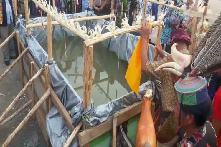 Telah Dilakukan Sejak Zaman Nenek Moyang, Ini Pengadilan Ala Budaya Suku Dayak Tahol di Kalimantan Utara