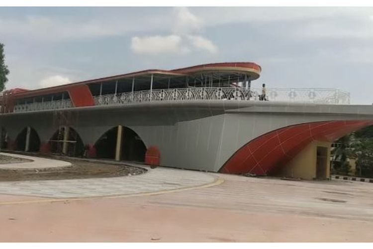 Wajah Baru Alun Alun Pancasila Kebumen yang Telan Anggaran Rp10 Miliar, Ada Kapal Mendoan Raksasa yang Jadi Pusat Kuliner