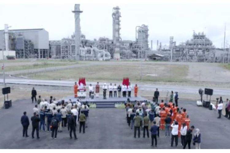 Telan Anggaran Rp72,45 Triliun, Kilang Gas Raksasa Tangguh Train III di Teluk Bintuni Papua Barat Diresmikan Jokowi