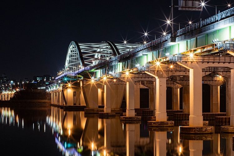 Sering Ditabrak, Jembatan Mahakam di Samarinda Jadi Bukti Teknologi Belanda Bisa Kuat Sampai Puluhan Tahun