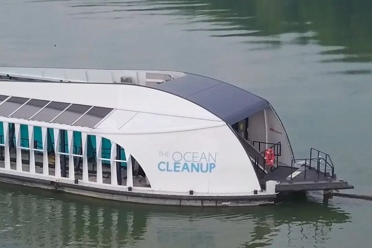 Keren Banget! Coldplay Sumbang Kapal Pembersih Sampah Buat Sungai Cisadane, Begini Penampakannya