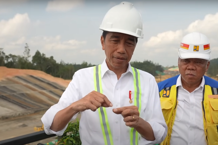 Soal Pencopotan Baliho Ganjar-Mahfud di Bali, Jokowi Beri Himbauan: Pemerintah Daerah dan Semua ASN Harus…