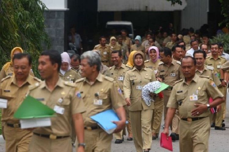 Siap-siap Tajir, UU ASN 2023 Resmi Disahkan Presiden Jokowi, Gapok PNS Golongan IV Sentuh Rp6 Juta