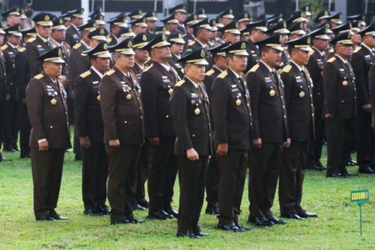 Buat Formasi Lulusan SMA, Intip Dulu Gaji PNS Penjaga Tahanan di Kejaksaan Agung Usai Naik 8 Persen, Tertingginya Rp4,1 Juta?