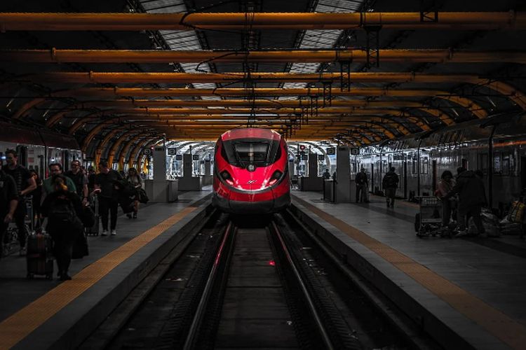 Hindari OTT, Pembangunan Mega Proyek Jembatan Rel Kereta Layang di Jawa Tengah Memiliki Panjang Mencapai….