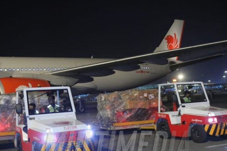 Polri dan Kementerian Kesehatan Kembali Kirim Bantuan ke Palestina Sebanyak 26,5 Ton, Gunakan Lion Air?