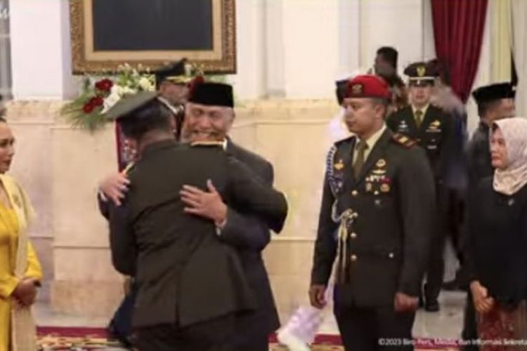 Antusias Pulang ke Jakarta, Luhut Jadi Sorotan Setelah Hadiri Pelantikan Maruli Simanuntak Jadi KSAD, Sudah Selesai Berobat?