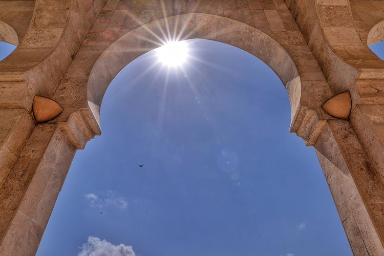 Ada Mushalla ‘Antik’ Nyempil di Tol Serang-Panimbang, Jalan Ini Menuju ke Taman Nasional Mana?