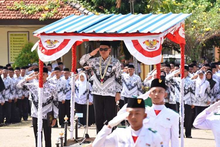 Cek Sederet Penyebab Guru dan Pendidik Non-PNS Bisa Tidak Terima Tunjangan Dana Insentif 2023, Apa Saja?