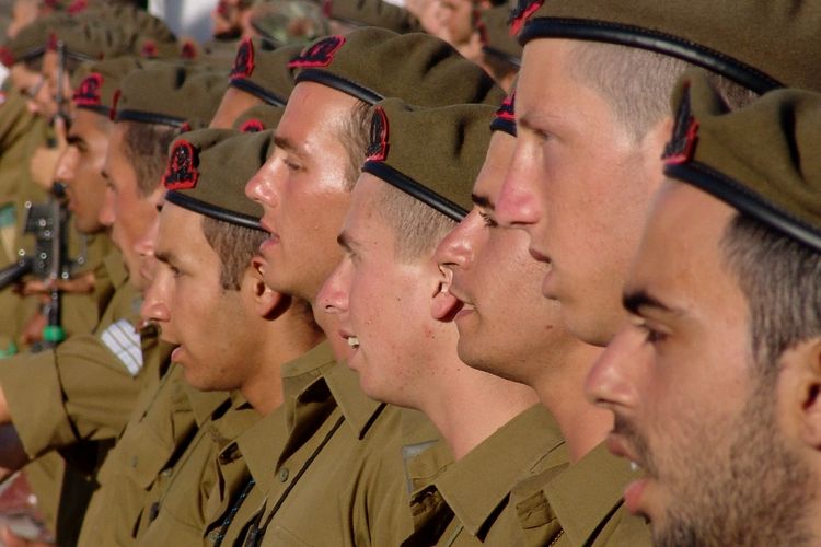 Tentara Israel Mengaku Stres Hadapi Hujatan Netizen Indonesia: Mereka Teror Sosmed Kami Siang-Malam