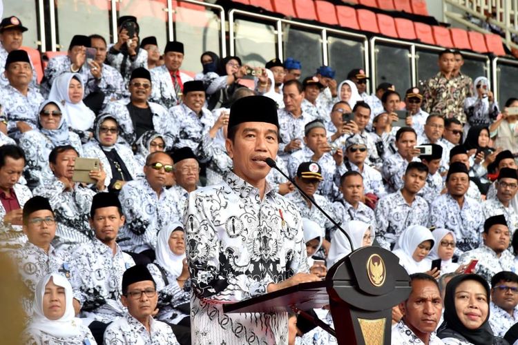 Dompet Guru PNS di Tahun 2024 Semakin Gemuk, Ternyata Segini Tabel Gaji Terbarunya