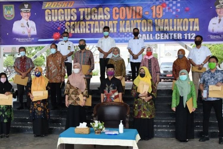 Hampir 4 Tahun Tak Pernah Naik, Gaji PNS Akhirnya Diderek di Tahun 2024 Mendatang, Saatnya Naik atau Hanya Gula-Gula Politik?