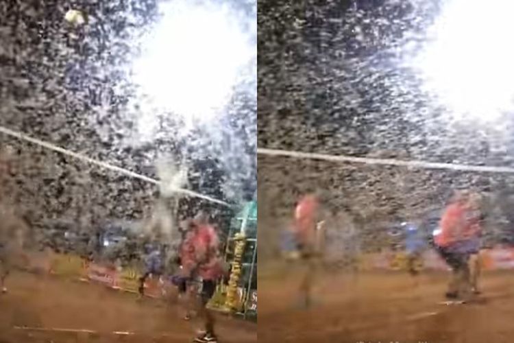 Momen Ribuan Laron Serbu Lapangan Voli ketika Bapak-bapak Sedang Bertanding, Intip Berbagai Komentar Lucu  dari Warganet!
