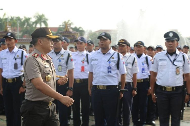 Didongkrak Sri Mulyani, Gaji Honorer Satpam Instansi Pemerintah di Tahun 2024 Bakal Capai Nominal Segini!