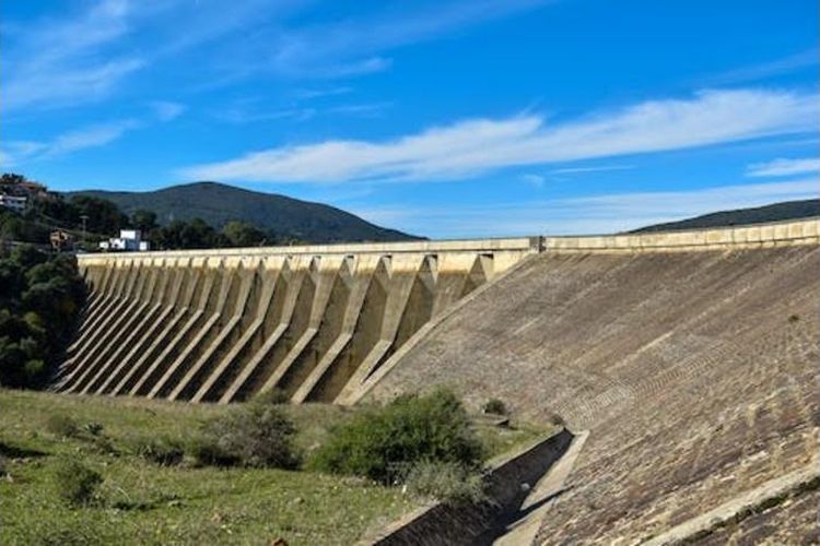 Telan Investasi Rp1,4 Triliun, Konstruksi Bendungan Cipanas di Sumedang Tuntas, Mampu Suplai Irigasi 9.273 Hektar