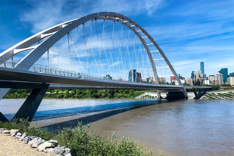 Sering Terkena Banjir, Proyek Jembatan Double Box di Jabar yang Membentang di Atas Sungai Ini Akhirnya Rampung, Panjangnya…