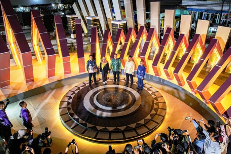 Bergaya Modern Futuristik, Tugu Nol Kilometer Banjarbaru di Kalimantan Selatan Kuras Biaya Rp1,7 M, Ternyata Ada Makna Filosofis di Balik Tampilannya!