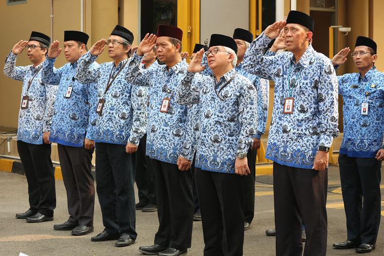 Resmi Cair Bulan Ini! Intip Penyebab Gaji Pensiunan PNS Terlambat Dicairkan di Desember 2023, Ternyata Karena…
